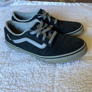 Vans Old Skool- youth size 5.5/womens 7